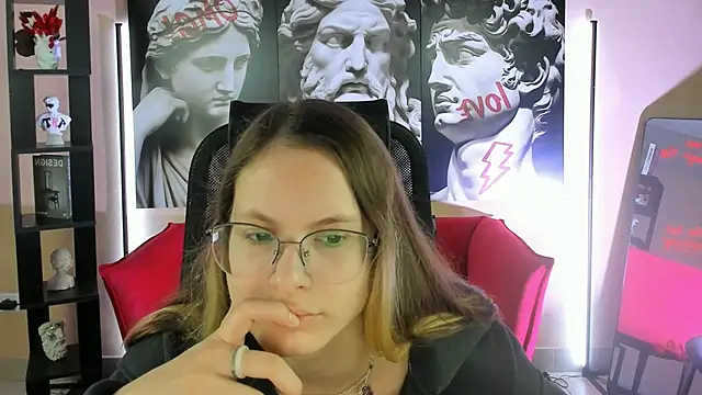 Carrie Rose online show from 09/17/25, 04:14