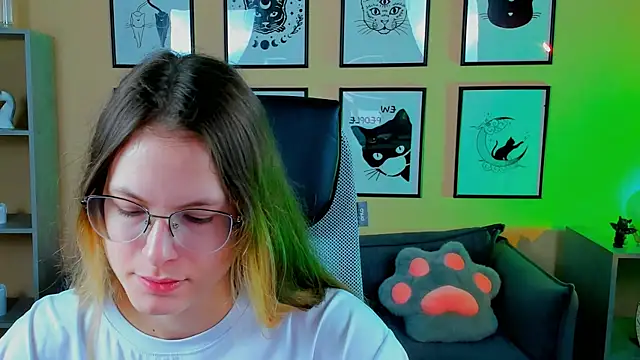 Carrie Rose online show from 09/19/25, 04:14