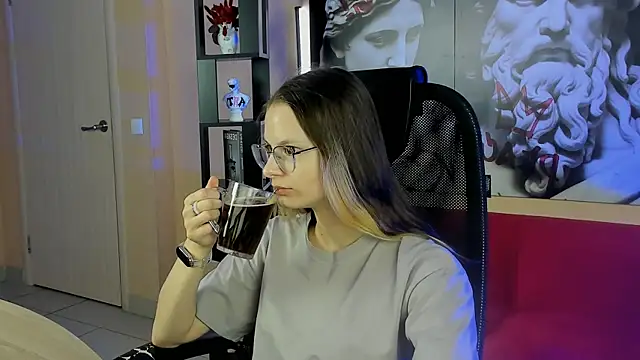 Carrie Rose online show from 10/08/25, 04:10