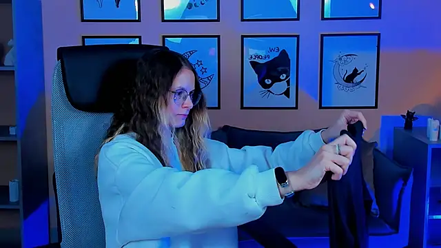 Carrie Rose online show from 10/15/25, 04:12