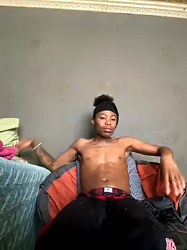 Snapshot of Tookey012 chatting on 10/28/25, 08:40 Tookey012 online show from 10/28/25, 08:40