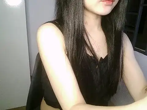 Annabelle-e online show from 10/28/25, 03:14