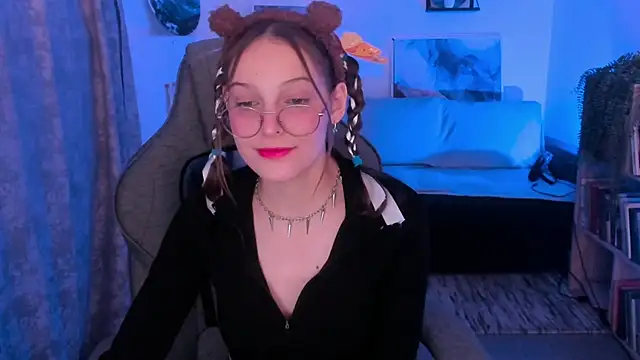 JenniferKiim online show from 11/25/25, 11:21