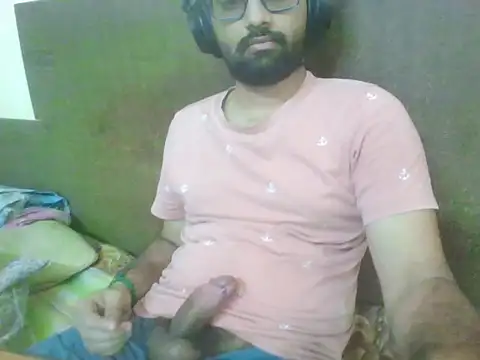 Snapshot of GOJO_1 chatting on 09/15/25, 05:40 GOJO 1 online show from 09/15/25, 05:40