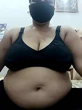 Snapshot of Rakhi_sawant143 chatting on 09/19/25, 12:56 Rakhi sawant143 online show from 09/19/25, 12:56