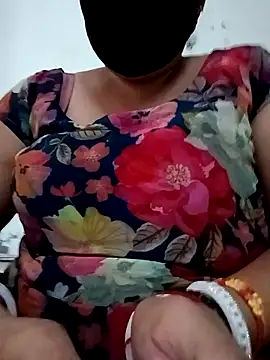 Snapshot of Rakhi_sawant143 chatting on 09/26/25, 09:46 Rakhi sawant143 online show from 09/26/25, 09:46