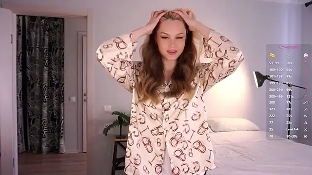 CherieSprinzl online show from 09/17/25, 06:04