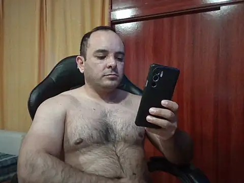 ososkr39 online show from 10/24/25, 02:13