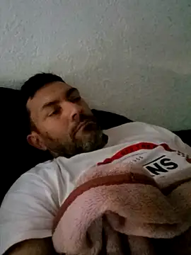 Snapshot of Alex_404040 chatting on 10/02/25, 08:05 Alex 404040 online show from 10/02/25, 08:05