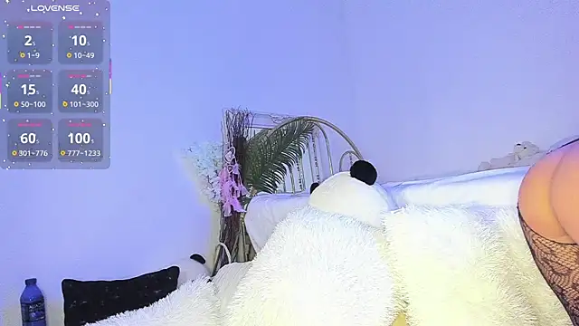 BettyKristal online show from 10/17/25, 03:25