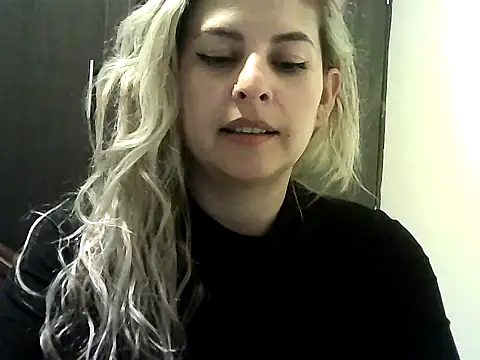 Valery  Rouse  online show from 10/26/25, 04:18