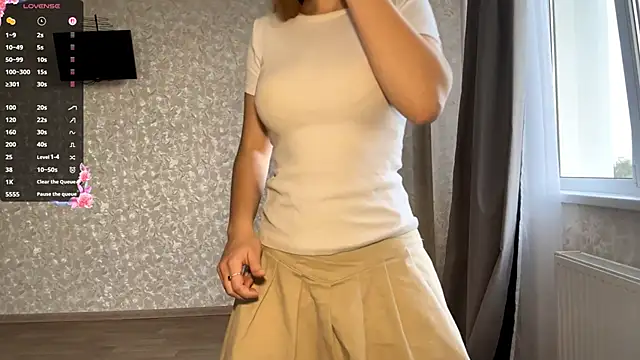 Snapshot of DreamyOlivia chatting on 10/08/25, 01:53 DreamyOlivia online show from 10/08/25, 01:53