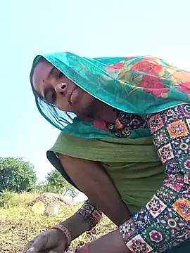 Hot-honi online show from 10/12/25, 03:49