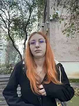 DaddysLittleSlutfox online show from 11/12/25, 02:28