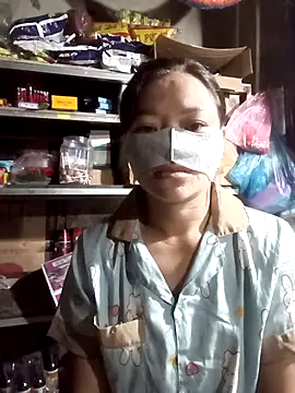 Snapshot of liss-su chatting on 09/27/25, 10:37 liss-su online show from 09/27/25, 10:37