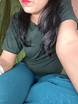 Hott Archana online show from 11/21/25, 05:55