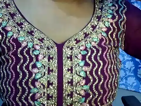 Sexy vipasha online show from 11/07/25, 07:25