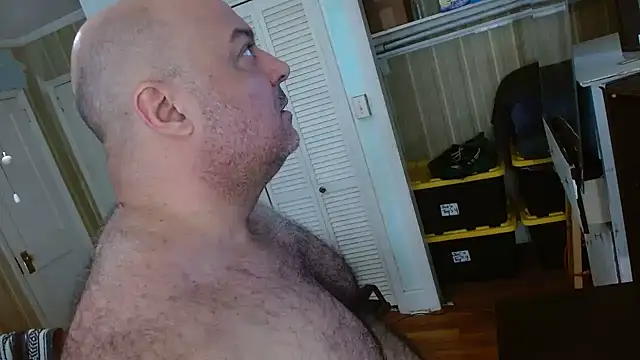 Snapshot of bullmusclejoe chatting on 09/19/25, 06:41 bullmusclejoe online show from 09/19/25, 06:41