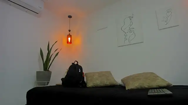 kaylajhonnes6 online show from 11/21/25, 01:54