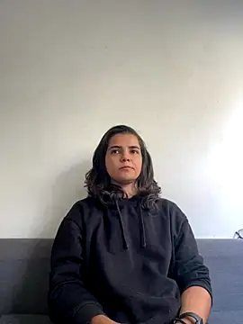 Snapshot of bruninhapt chatting on 09/10/25, 03:23 bruninhapt online show from 09/10/25, 03:23