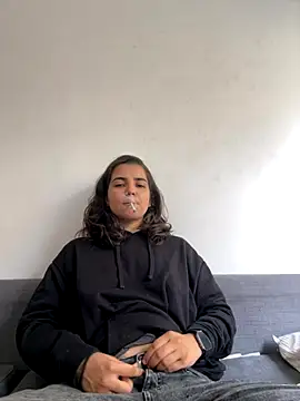 Snapshot of bruninhapt chatting on 09/11/25, 03:34 bruninhapt online show from 09/11/25, 03:34