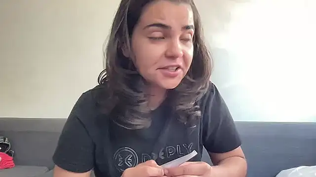Snapshot of bruninhapt chatting on 09/16/25, 07:53 bruninhapt online show from 09/16/25, 07:53