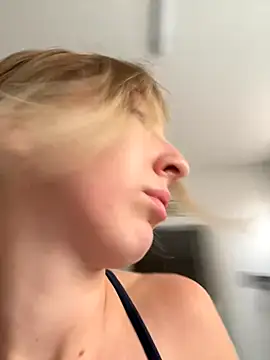 Snapshot of CheekyChelseaX chatting on 10/12/25, 09:41 CheekyChelseaX online show from 10/12/25, 09:41