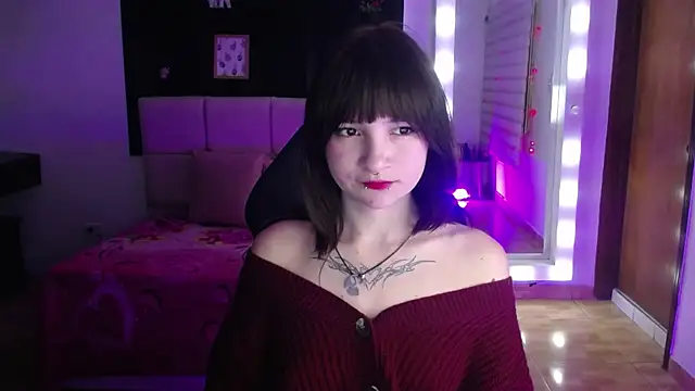 Snapshot of _Charlotte_Collins_ chatting on 11/25/25, 02:28 Charlotte Collins online show from 11/25/25, 02:28