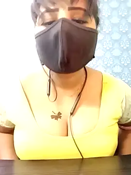 Snapshot of tamil_Vennila chatting on 09/12/25, 08:58 tamil Vennila online show from 09/12/25, 08:58