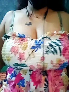 Snapshot of tamil_Vennila chatting on 10/18/25, 11:11 tamil Vennila online show from 10/18/25, 11:11