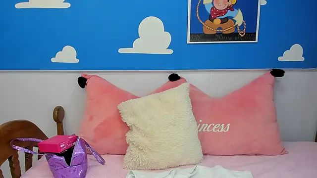 miss  evolet online show from 09/30/25, 11:04