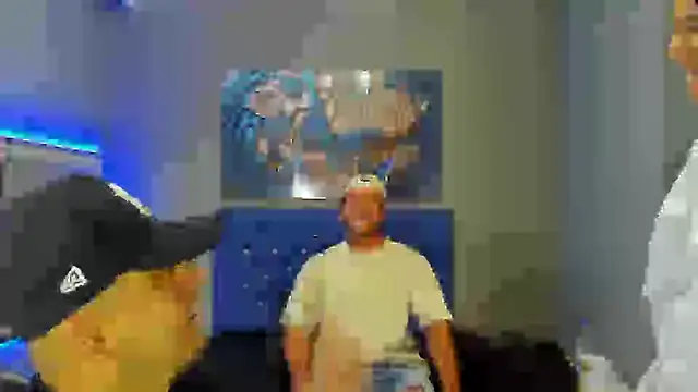 Snapshot of AngelAndChris chatting on 10/14/25, 12:28 AngelAndChris online show from 10/14/25, 12:28