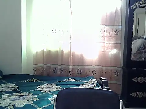 Elena cruz5 online show from 10/15/25, 01:50