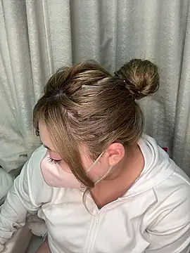 Chua-chan online show from 10/07/25, 06:38