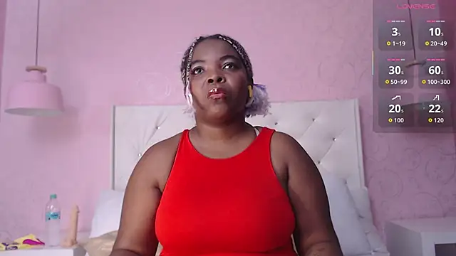EvaaTayson online show from 09/29/25, 07:40