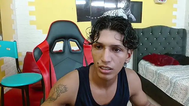 bull cam online show from 10/14/25, 08:09