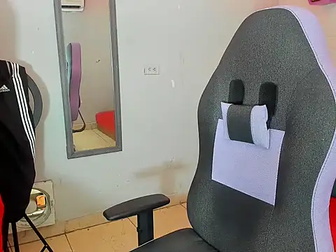 bull cam online show from 10/15/25, 07:25