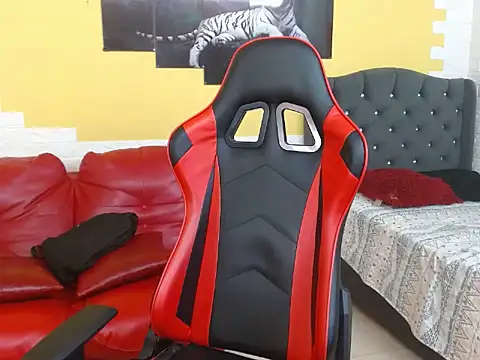 bull cam online show from 10/16/25, 07:48