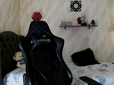 bull cam online show from 11/04/25, 05:12