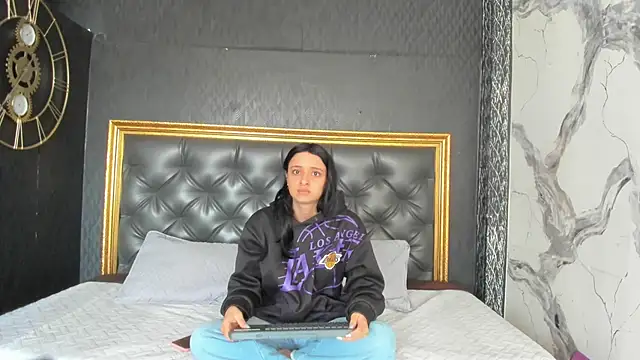 markAndPhilip online show from 10/10/25, 02:49