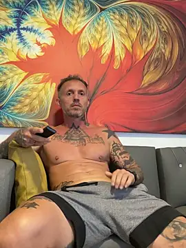 Snapshot of MagicLex1 chatting on 10/01/25, 09:21 MagicLex1 online show from 10/01/25, 09:21