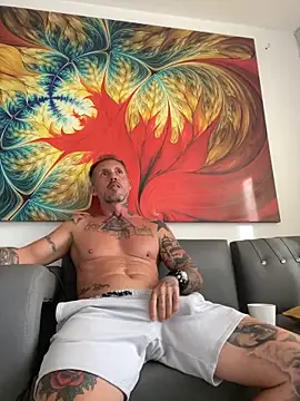 Snapshot of MagicLex1 chatting on 10/02/25, 09:11 MagicLex1 online show from 10/02/25, 09:11