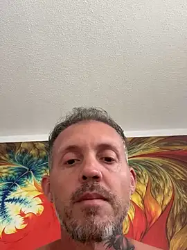 Snapshot of MagicLex1 chatting on 10/04/25, 03:54 MagicLex1 online show from 10/04/25, 03:54