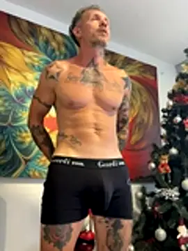 Snapshot of MagicLex1 chatting on 11/14/25, 07:56 MagicLex1 online show from 11/14/25, 07:56