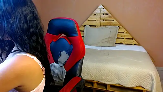 gracewoe online show from 10/06/25, 03:48