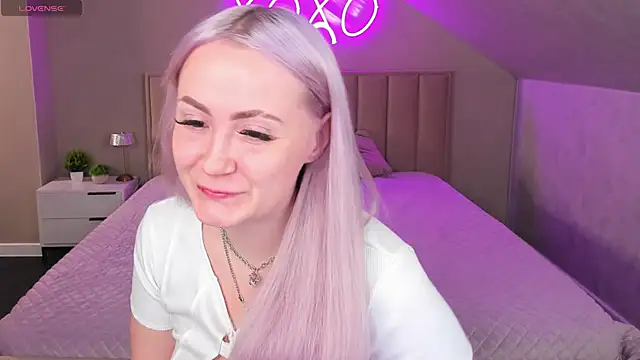 Joyce Howard online show from 10/14/25, 09:21