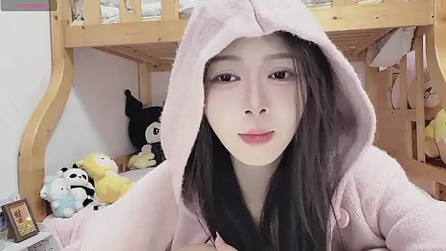 Sue101010 online show from 10/22/25, 12:38