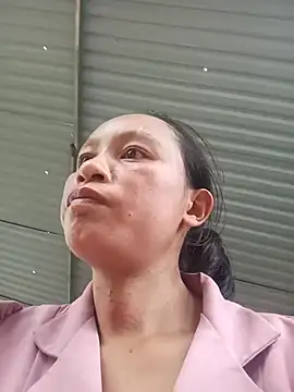 simi-lucy online show from 09/26/25, 03:54