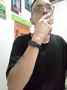 dinho carioca online show from 10/12/25, 05:34