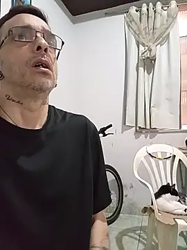 dinho carioca online show from 10/20/25, 01:55